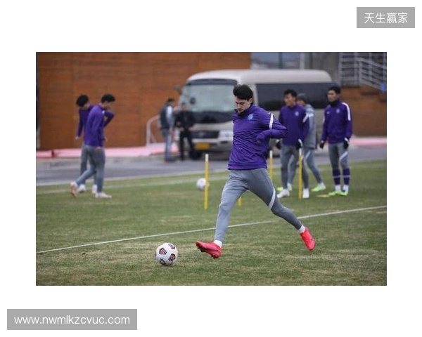 足球报:津门虎新赛季负10分开局形势严峻,于根伟并未失去信心 足球报:津门虎新赛季负10分开局形势严峻,于根伟并未失去信心